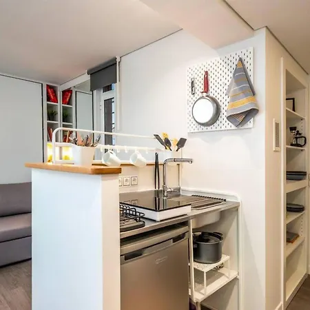 Apartment Cozy Nest At Acropolis Footsteps *