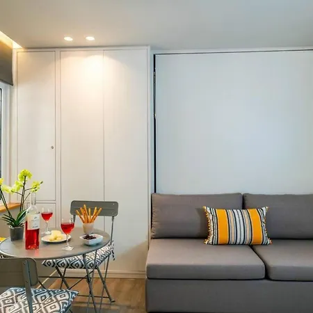 Cozy Nest At Acropolis Footsteps Daire